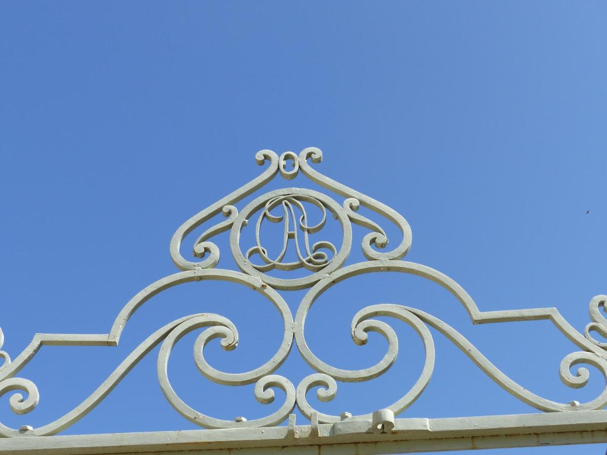 Chateau Du Grand Jardin Valensole Ngoại thất bức ảnh